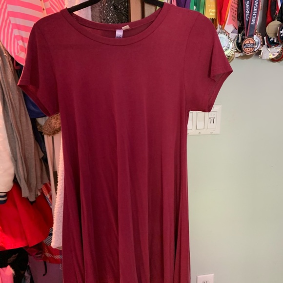 Alya Dresses & Skirts - Maroon T shirt dress